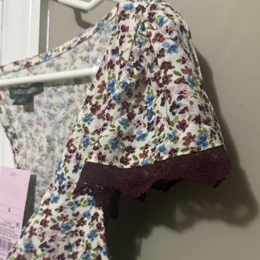 Wild Fable Backless Floral Dress - White, blues, pink, and maroon colors. Size S - Picture 2 of 8